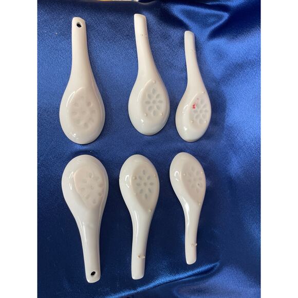 Set of Six Asian Style Soup Spoon with Rice Grain Pattern - Picture 3 of 5